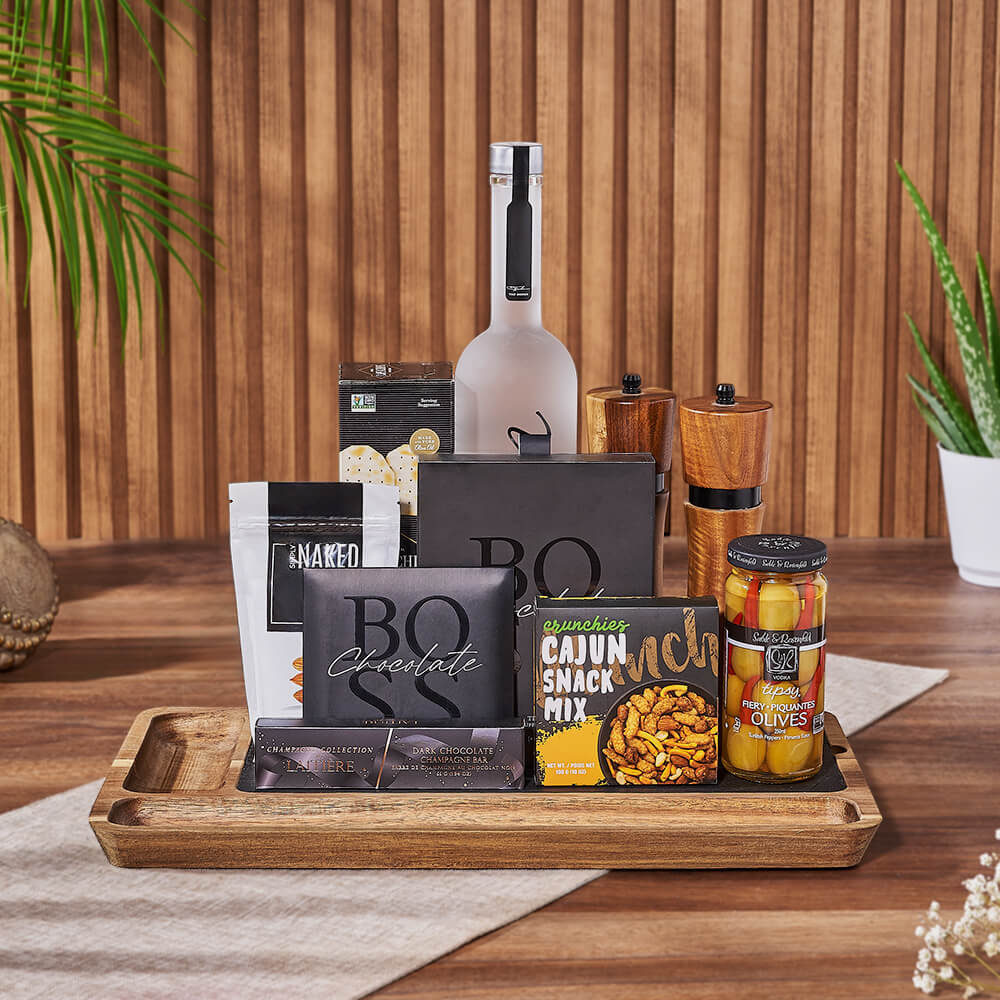 Vodka with Wooden Board Gift Basket – how the gift is presented