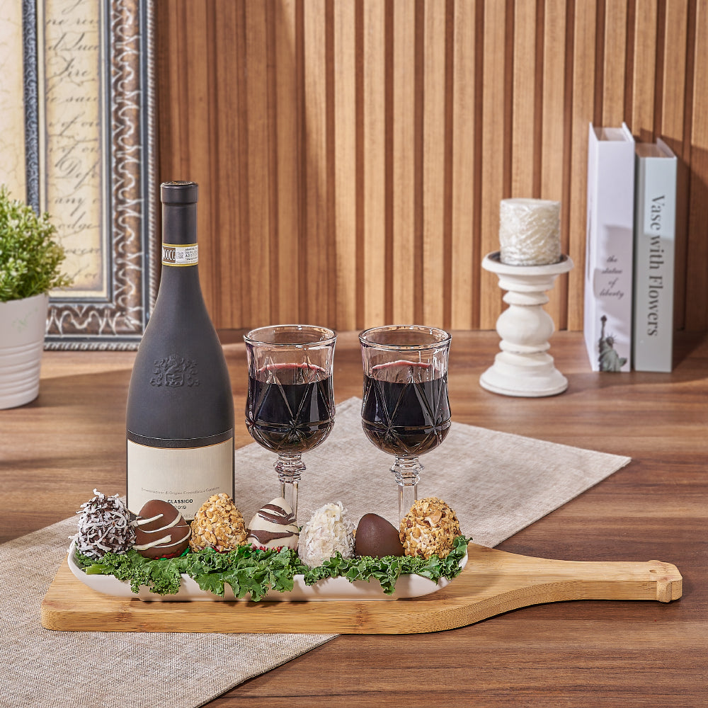 Elegant Wine Gift Set Featuring Red Wine and Chocolate Dipped Strawberries – how the gift is presented