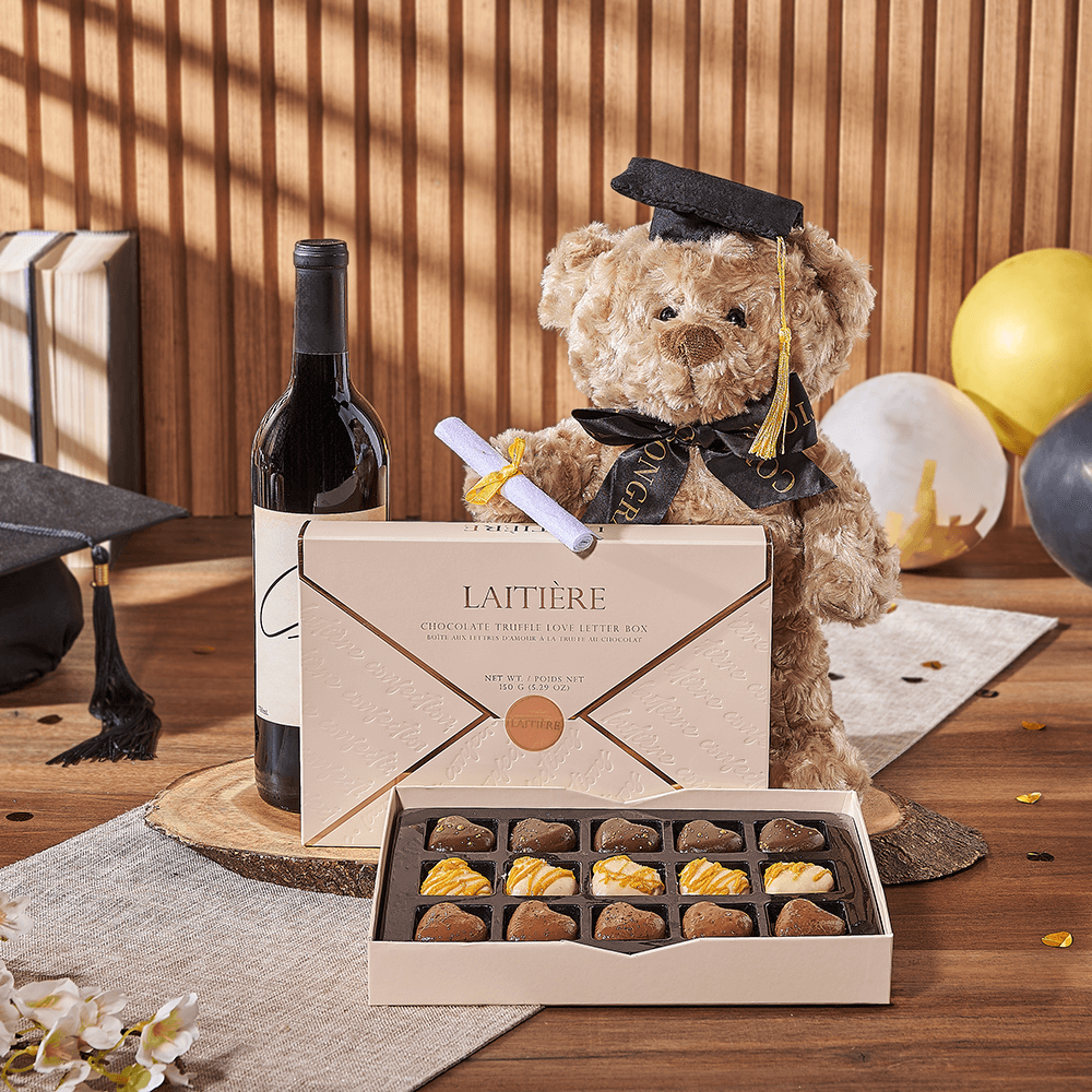 Wine Basket with Graduation Teddy – how the gift is presented