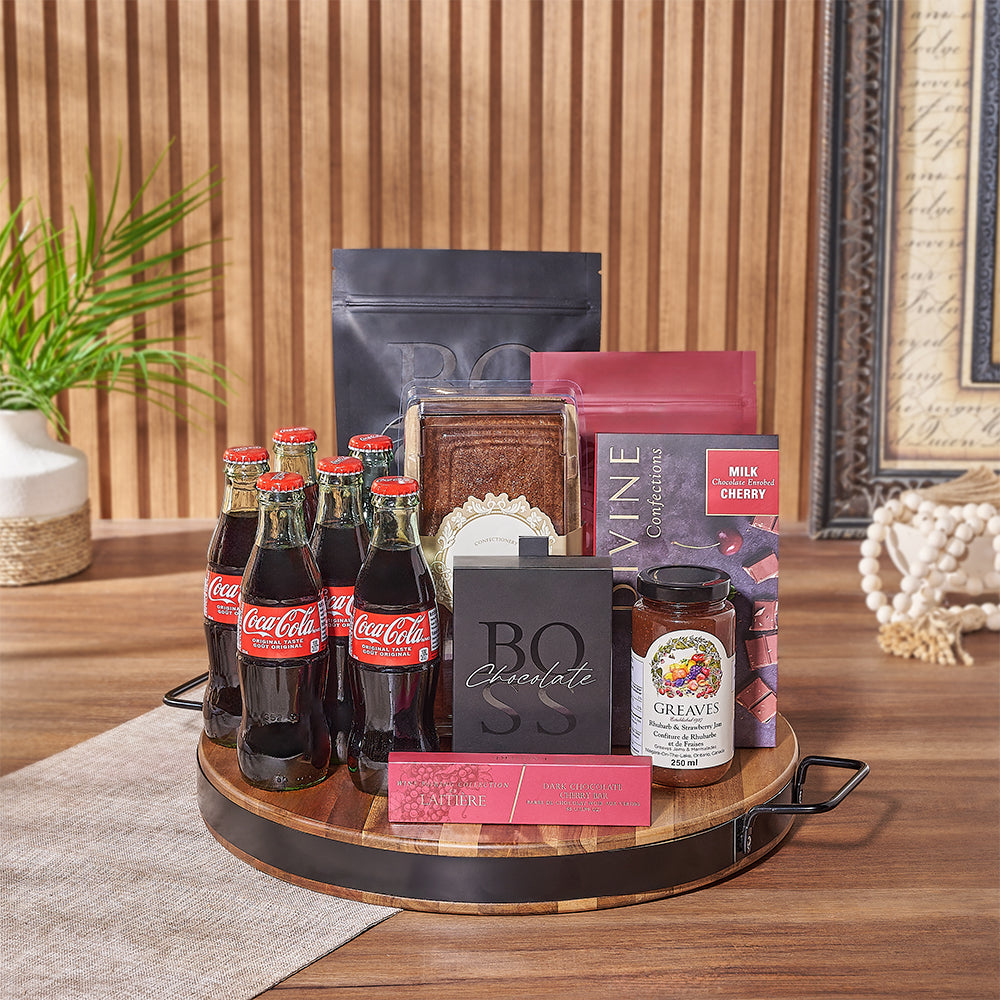 Gourmet Chocolate and Jam Gift Basket – how the gift is presented