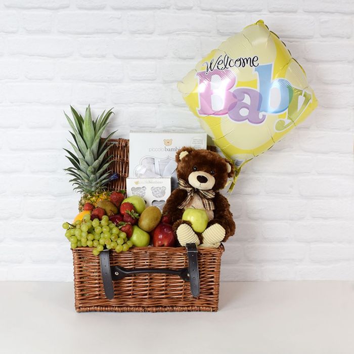 Baby Newborn Gift Basket with Balloon – how the gift is presented