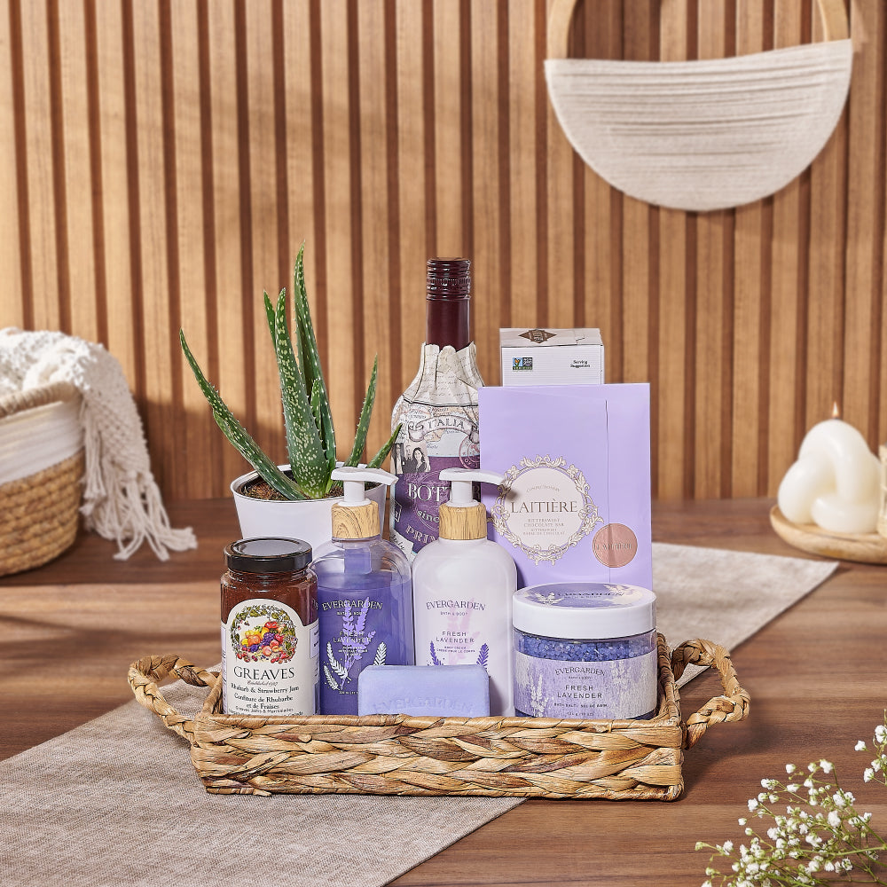 Woven Tray Wine Gift Set with Lavender Bath and Gourmet Snacks – how the gift is presented