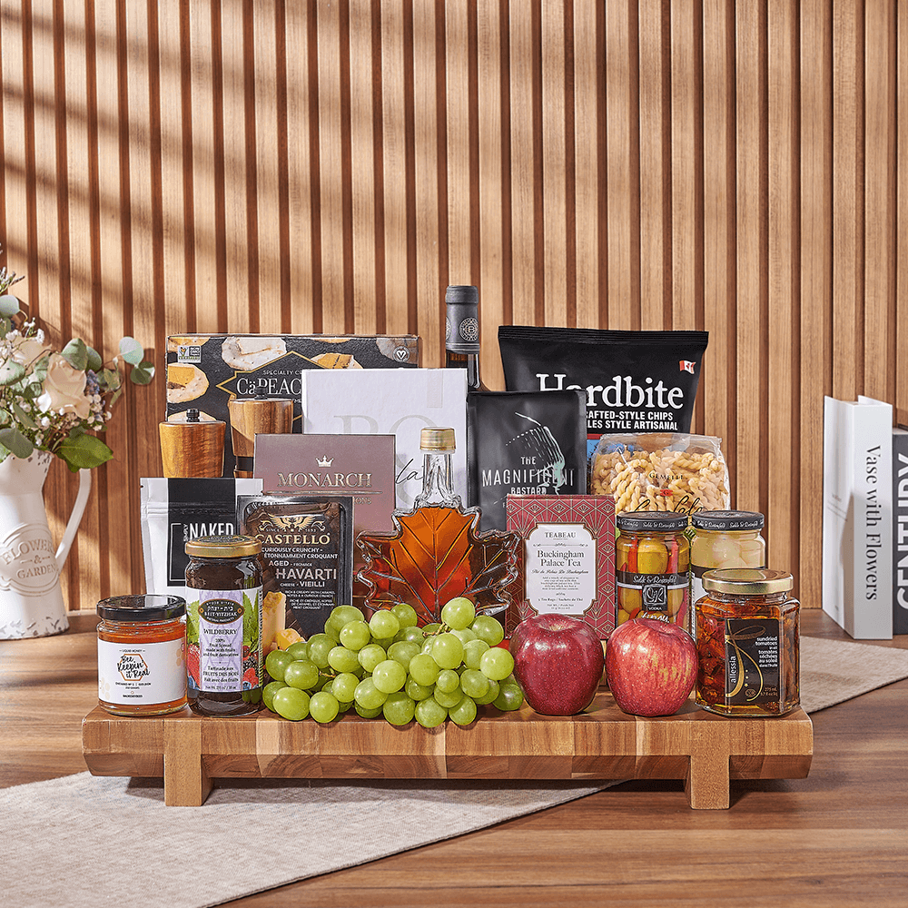 Kosher Wine and Artisan Snack Basket – how the gift is presented