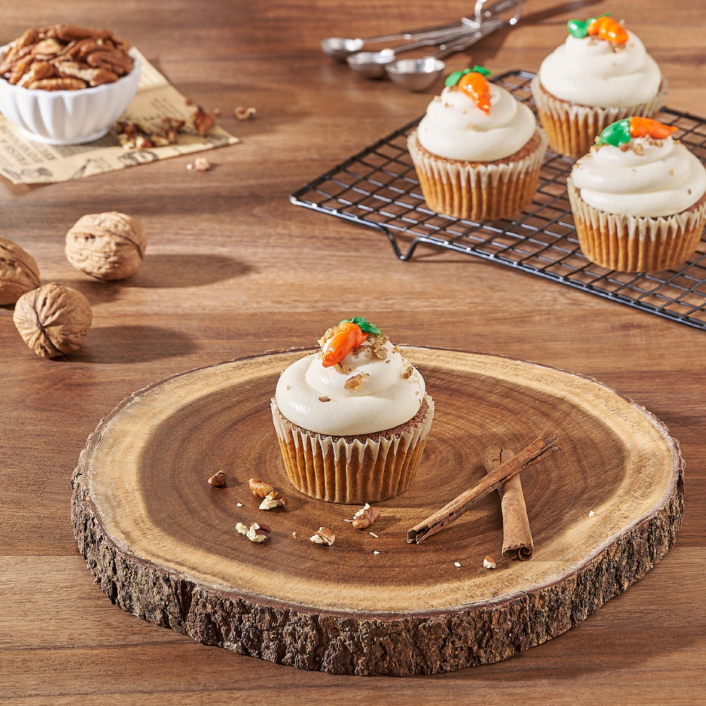 Carrot Birthday Cupcakes – how the gift is presented