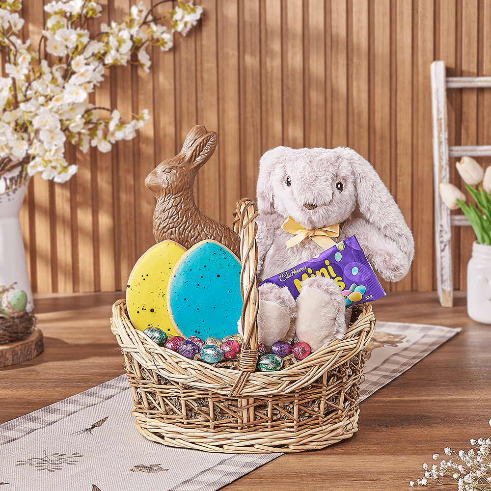 Easter Gift Basket with Milk Chocolate Bunny and Cookies – how the gift is presented