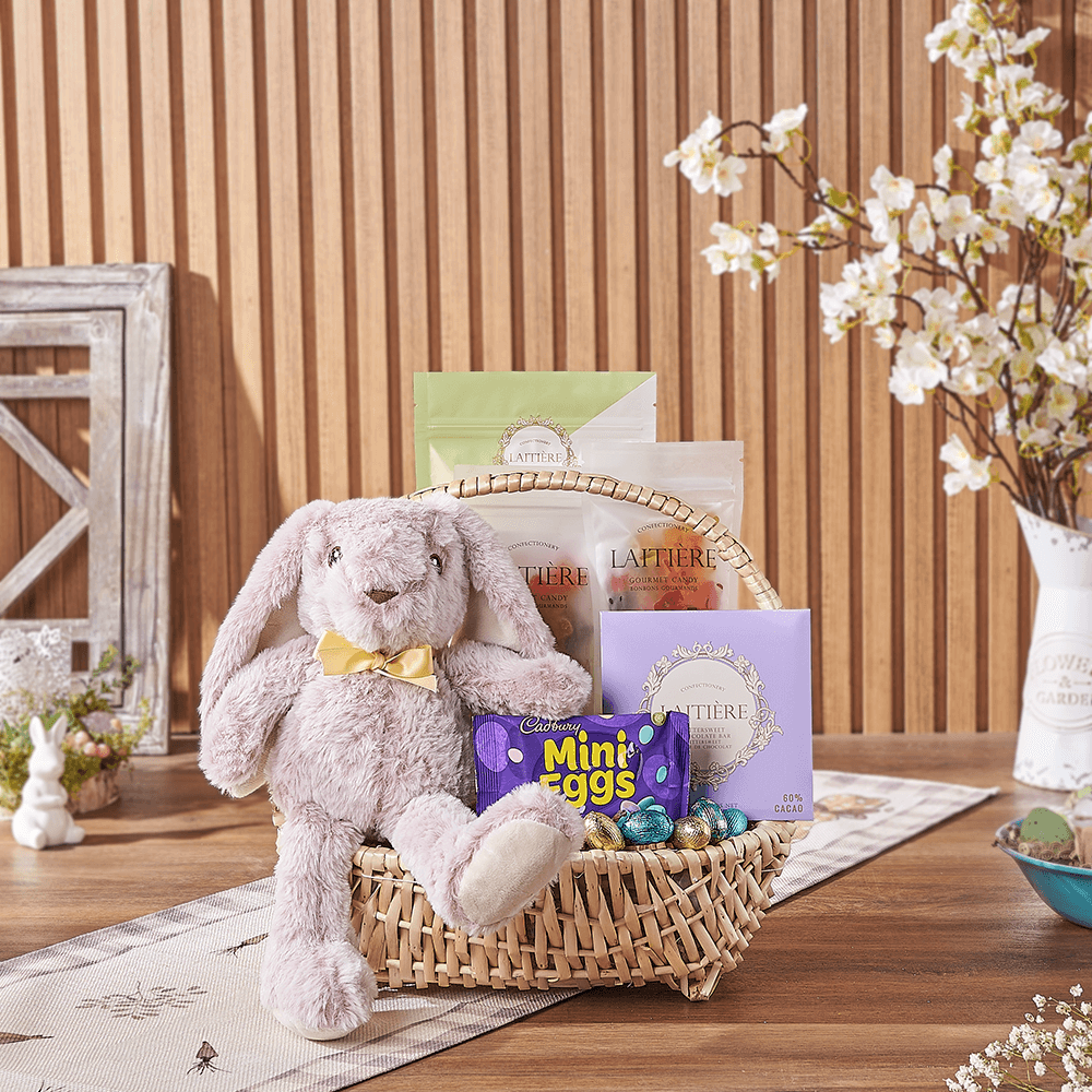 Easter Gourmet Chocolate and Candy Gift Basket – how the gift is presented