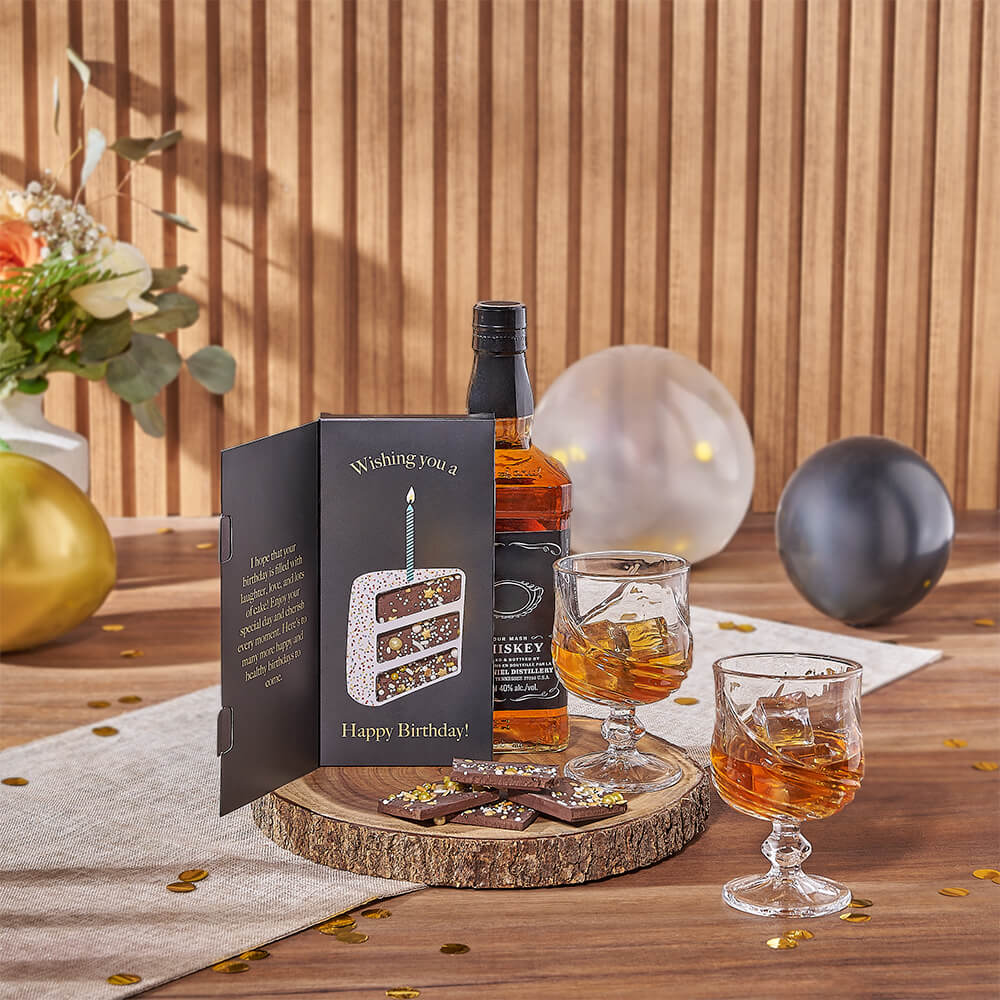 Whiskey Birthday Gift Basket – how the gift is presented
