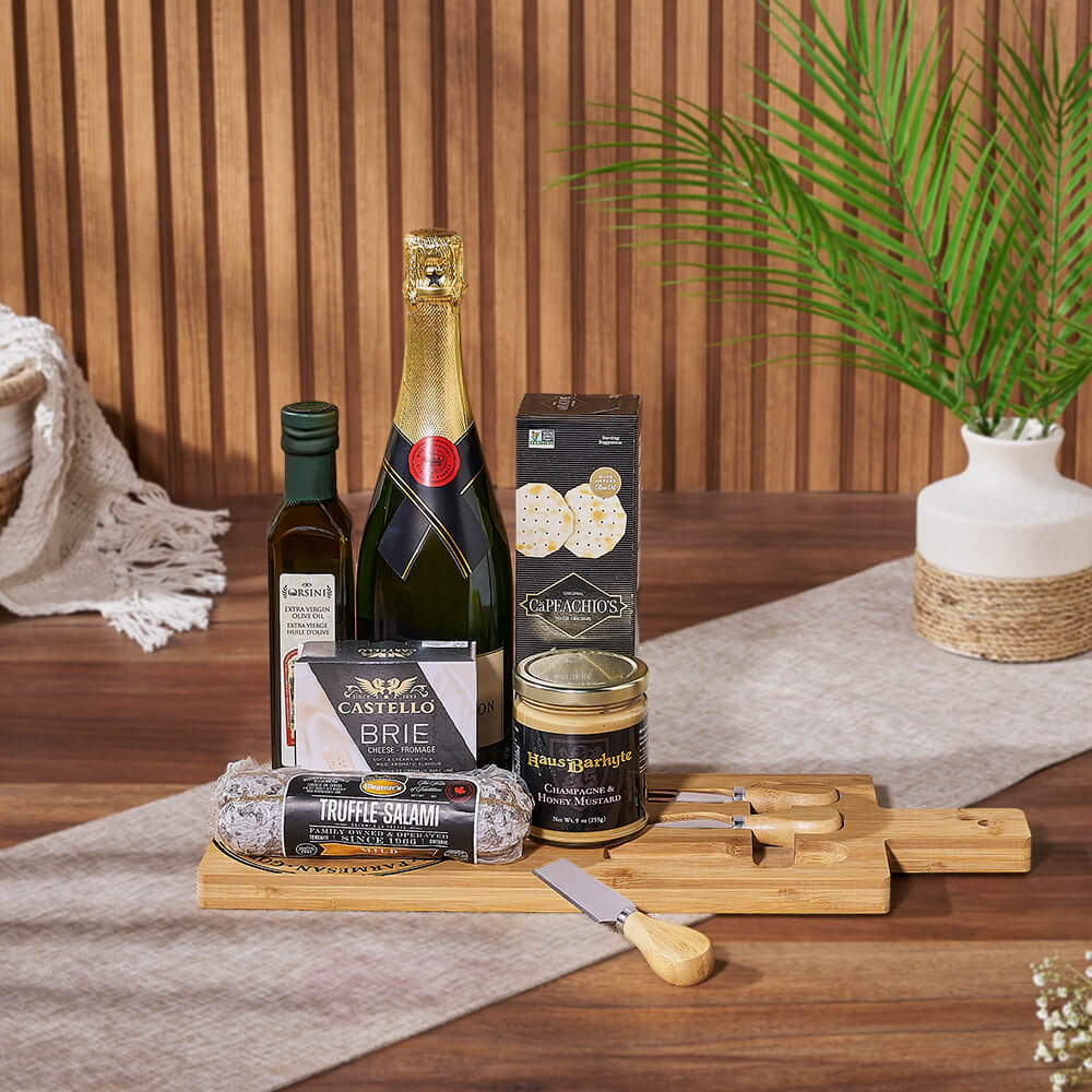 Signature Sparkling Wine and Truffle Salami Gift Basket with Bamboo Cheese Board – how the gift is presented