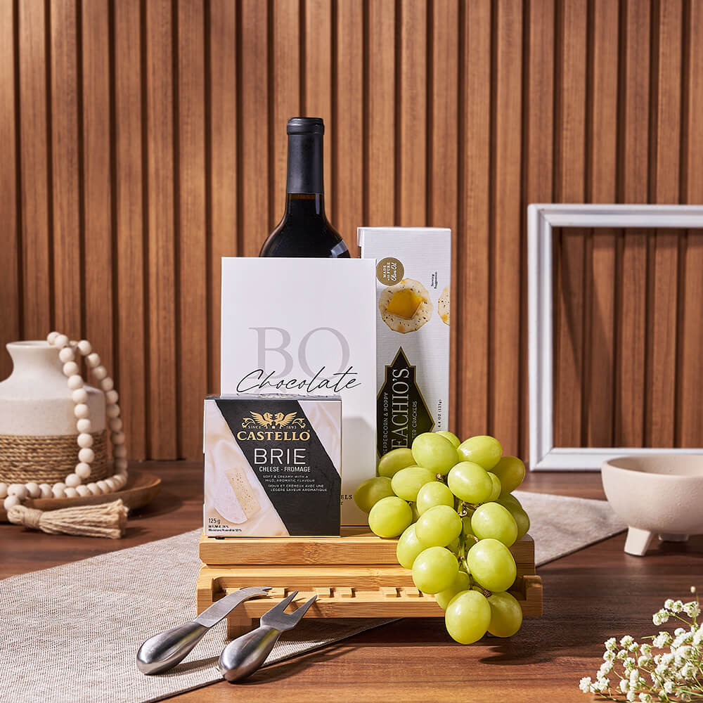 Grange Park Wine & Cheese Basket, wine gift, wine, cheese gift, cheese, chocolate gift, chocolate, fruit gift, fruit, Vancouver delivery