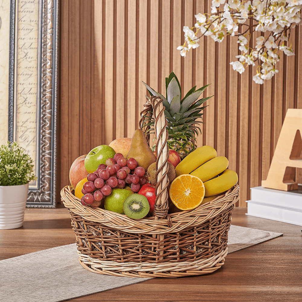 Halal Fresh Assorted Fruit Basket – how the gift is presented