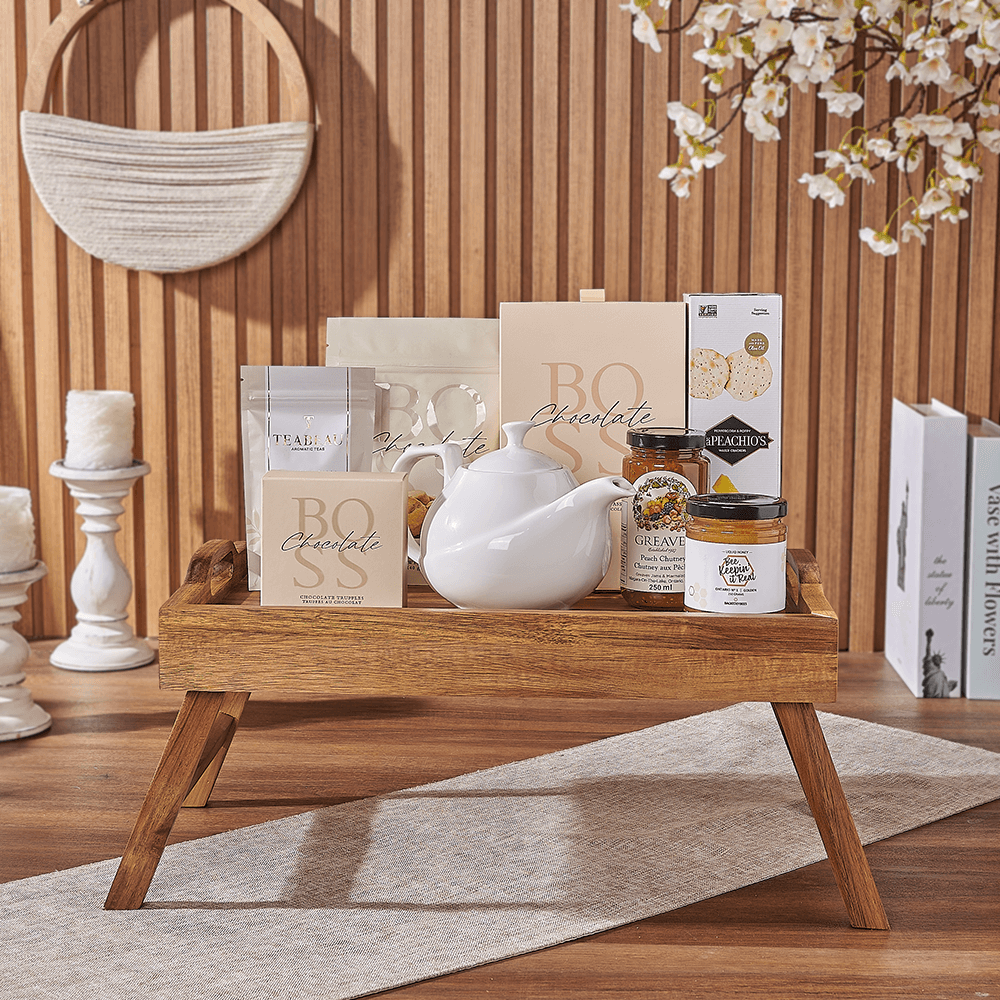 Halal Tea and Treat Gift Tray – how the gift is presented