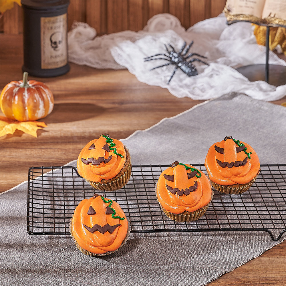 Jack-O-Lantern Halloween Cupcakes – how the gift is presented