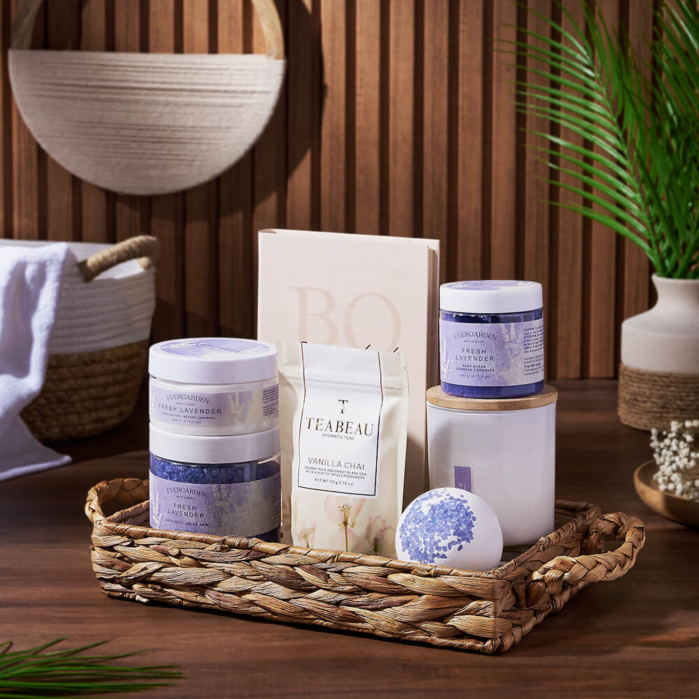 Lavender Spa Tea Gift Basket – how the gift is presented