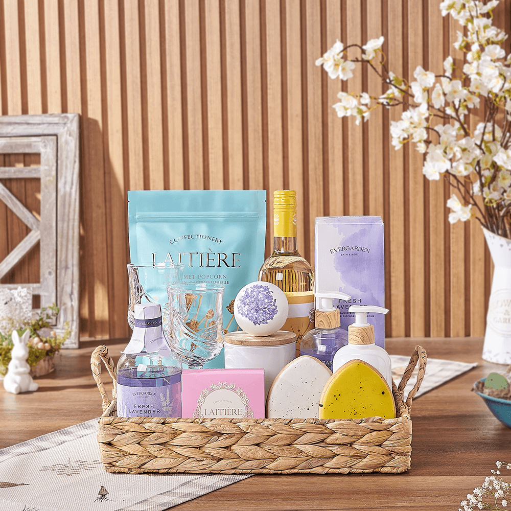 Lavender Easter Wine Gift Basket – how the gift is presented