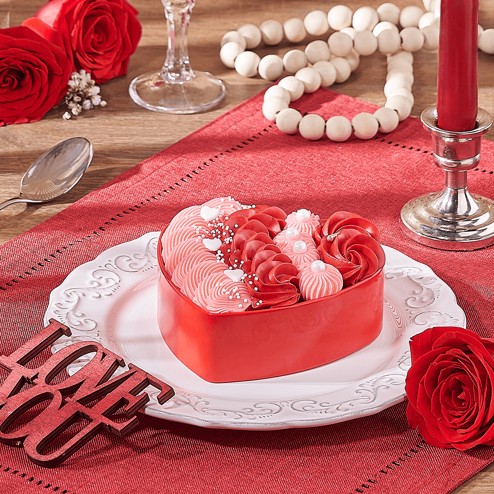 Red Velvet Cake Valentine's – how the gift is presented