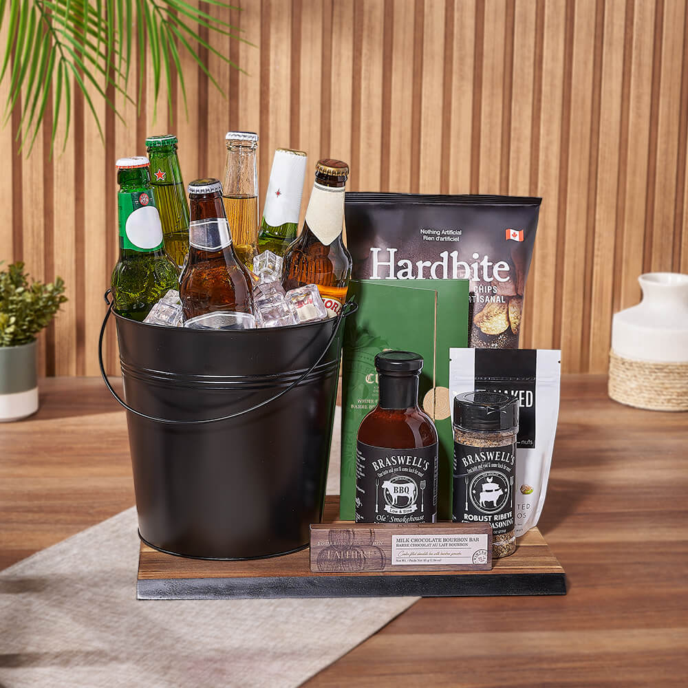 Beer Gift Basket in Black Pail – how the gift is presented