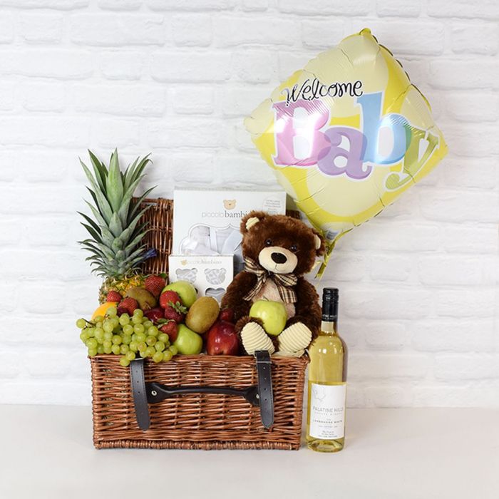 New Baby Arrival Wine Basket – how the gift is presented