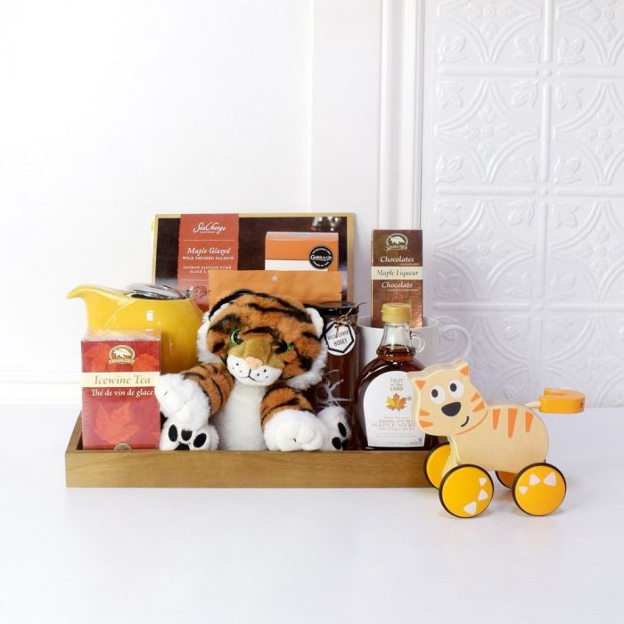 Maple Delicacies Baby Gift Basket – how the gift is presented